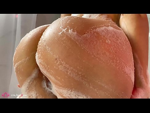 ❤️ Brunette Anoita bonyora neVibrator kune Yakanyanya Orgasm muShower Russian zvinonyadzisira ❌❤
